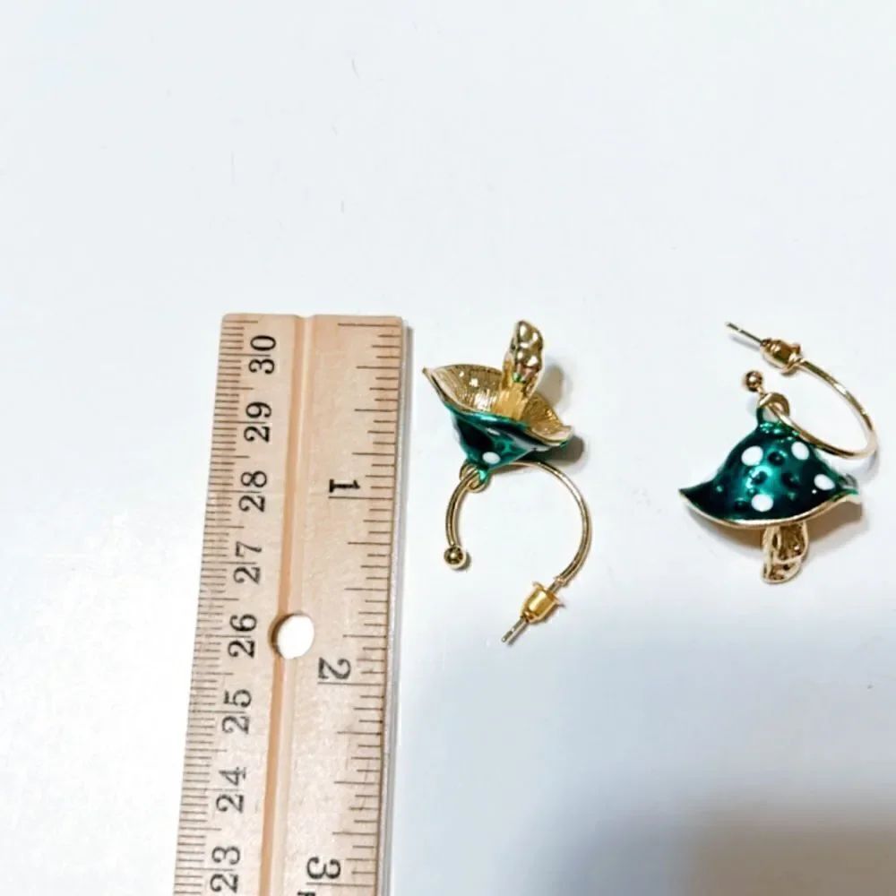 Mushroom  hoop  earrings  M130